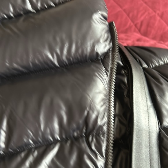 Mackage down puffer coat in like new condition chic warm light Montreal’s best - Picture 11 of 16